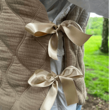 Plastron beige 3