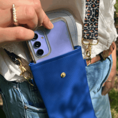 Pochette de téléphone Bleue