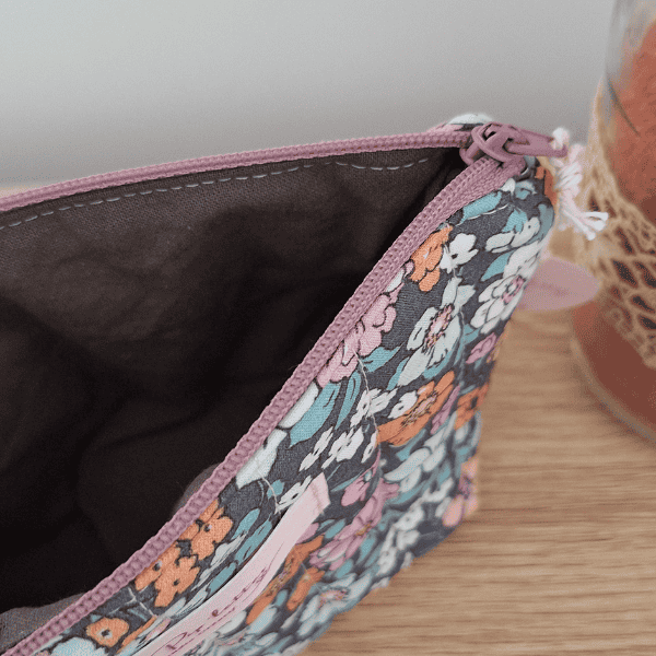 Intérieur pochette bleue