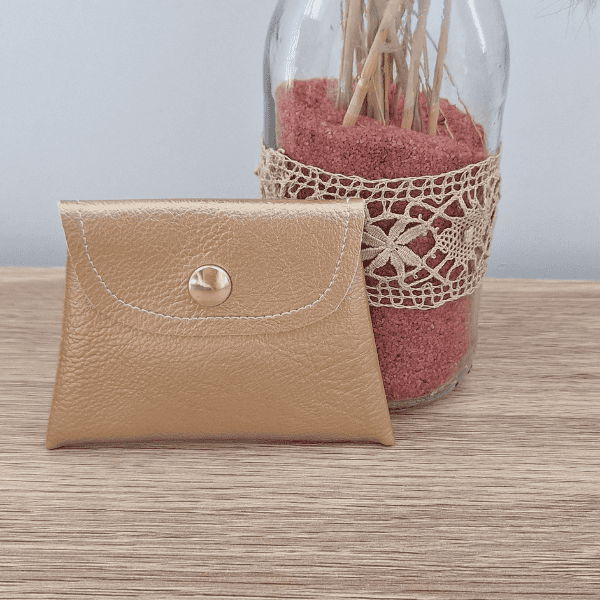 Porte monnaie doré trapèze